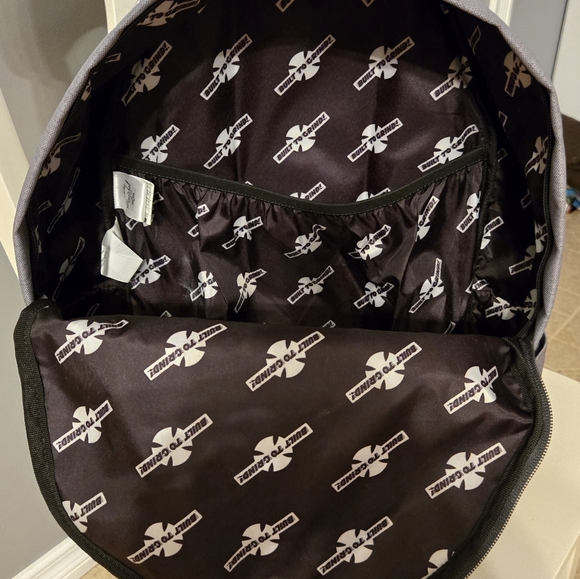 HERSCHEL INDEPENDENT Backpack - Picture 12 of 14